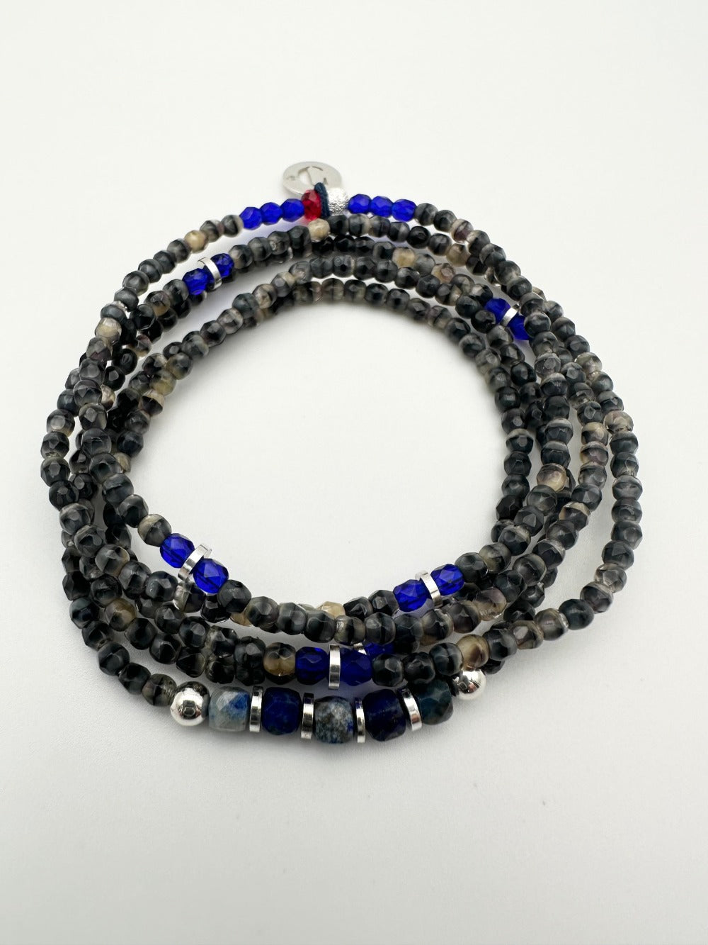 Mon CaJouX 5 rangs 2 en 1 Collier ou Bracelet Femme grise et Lapis Lazuli